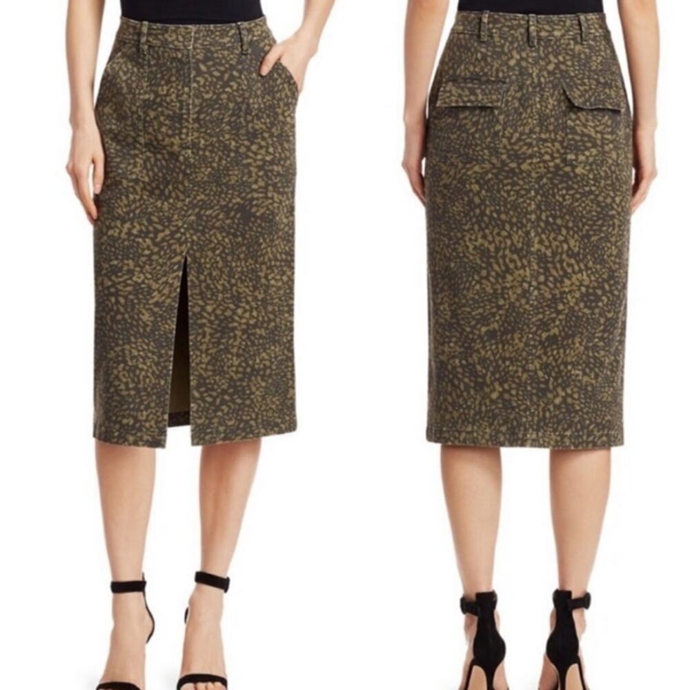 Le Superbe Everyday Everyway Cargo Skirt Size 2